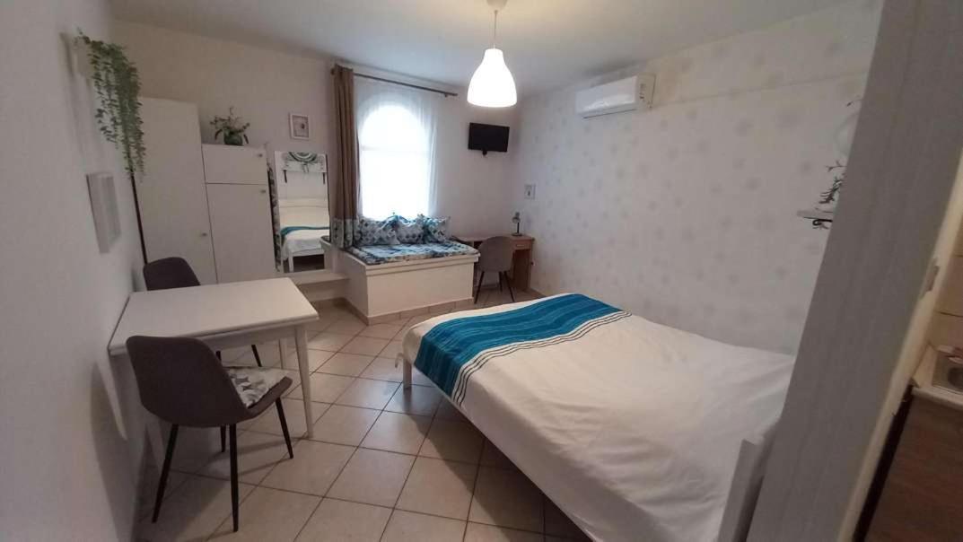 Fortuna Apartman Mini Eger Eksteriør bilde